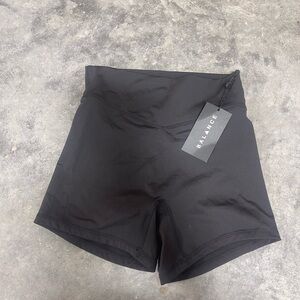 Balance/Vitality ascend short, size medium